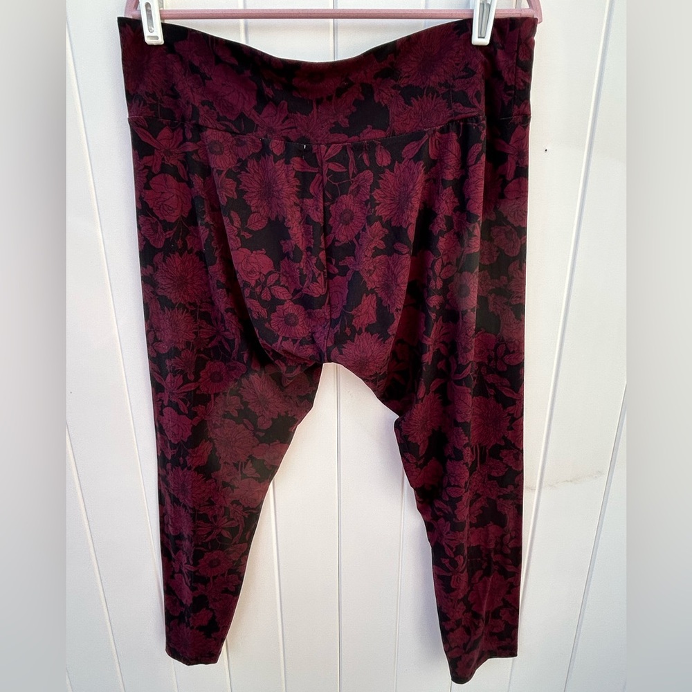 **2 $5 items for $8** French Laundry 3XL Leggings